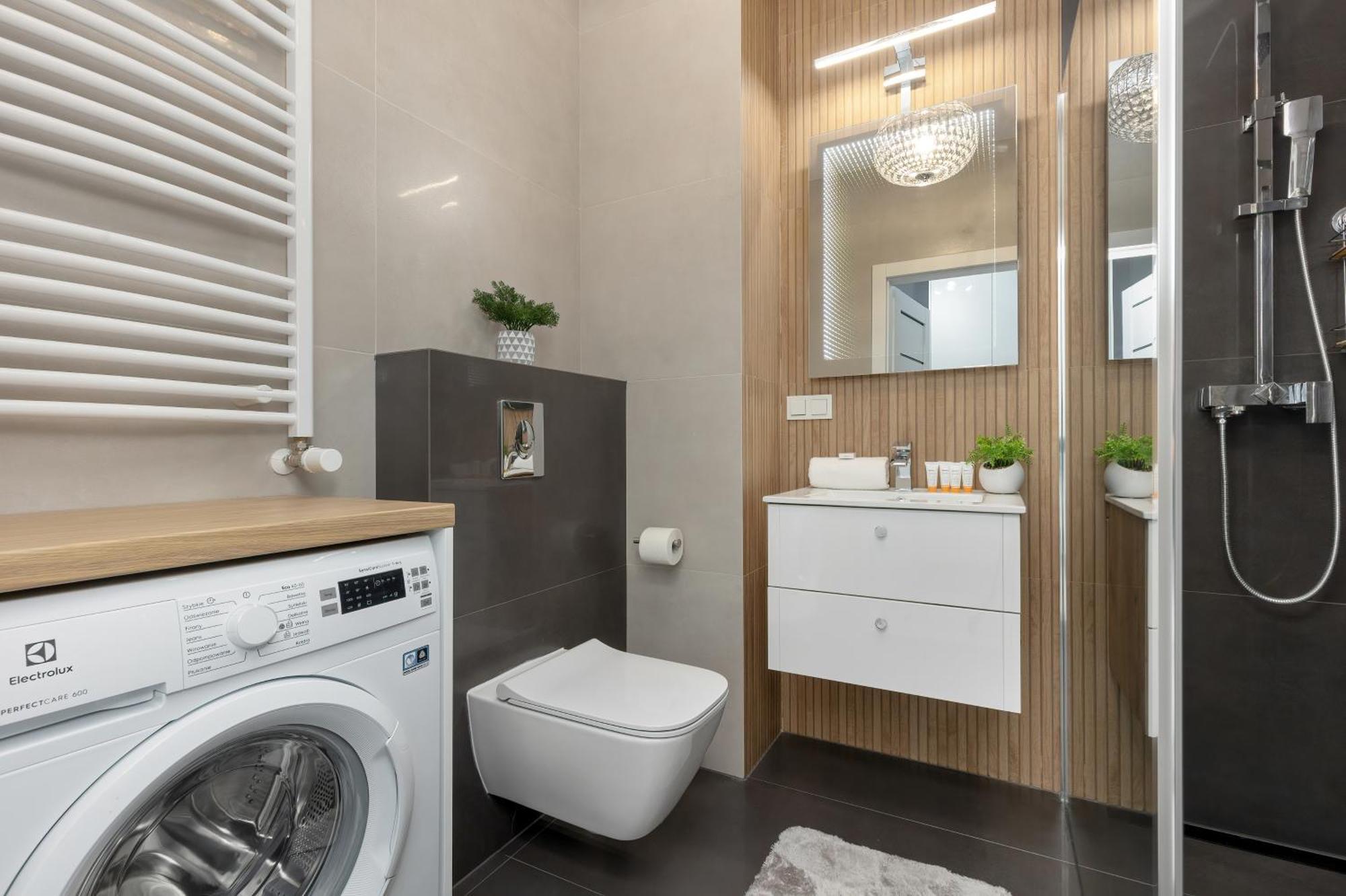 Warsaw Kotsisa Apartments With Parking By Noclegi Renters Exteriör bild